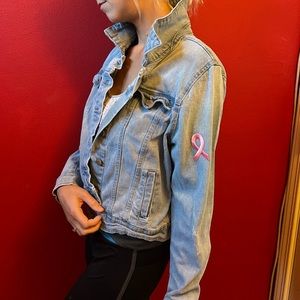Jean jacket. Customized for breast cancer. Size Large. Fits like a medium.